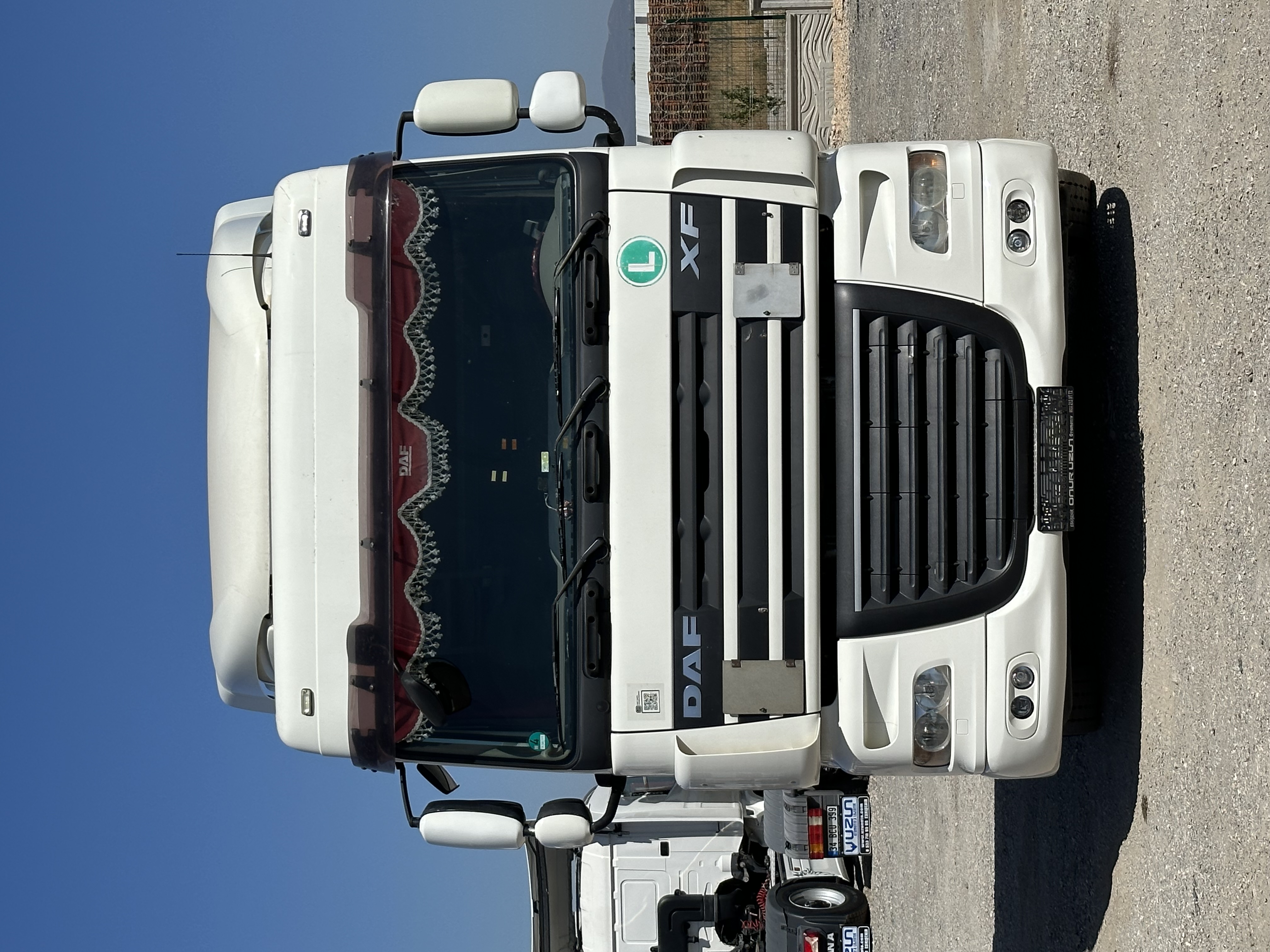 ONUR UZUN OTOMOTİV' den 2011 DAF XF 105.460 E 5 TRANSPORT ARACI